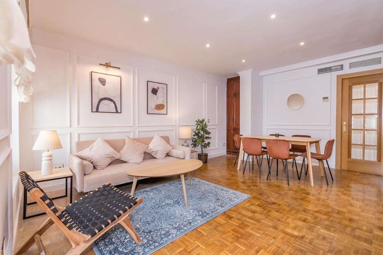 Bhost- Especeria Historic Center Apartment มาลากา ภายนอก รูปภาพ